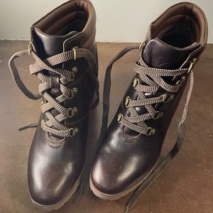 Timberland Allington Leather Lace-Up Lug Sole Booties Chestnut size 8.5